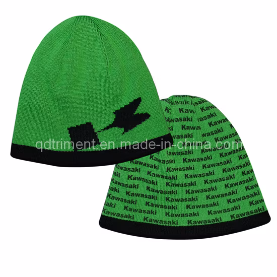 Berretto invernale lavorato a maglia jacquard acrilico all'ingrosso con paraorecchie con POM